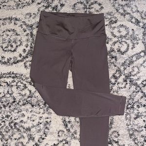 90 Degree Taupe 7/8 athletic leggings